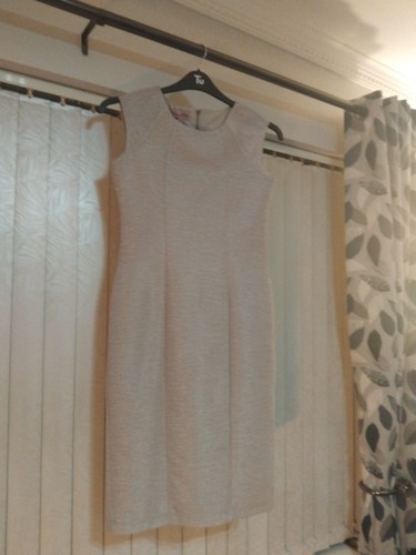 Plain cream knee length - knee,
